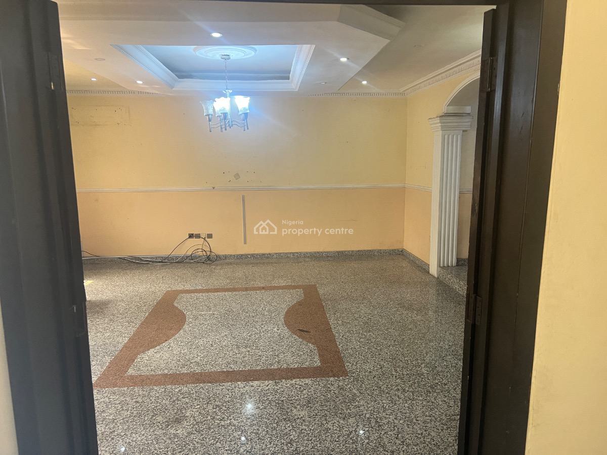 Luxury 5-bedroom Duplex, Off Admiralty Lekki Phase 1, Lekki Phase 1, Lekki, Lagos, Semi-detached Duplex for Rent