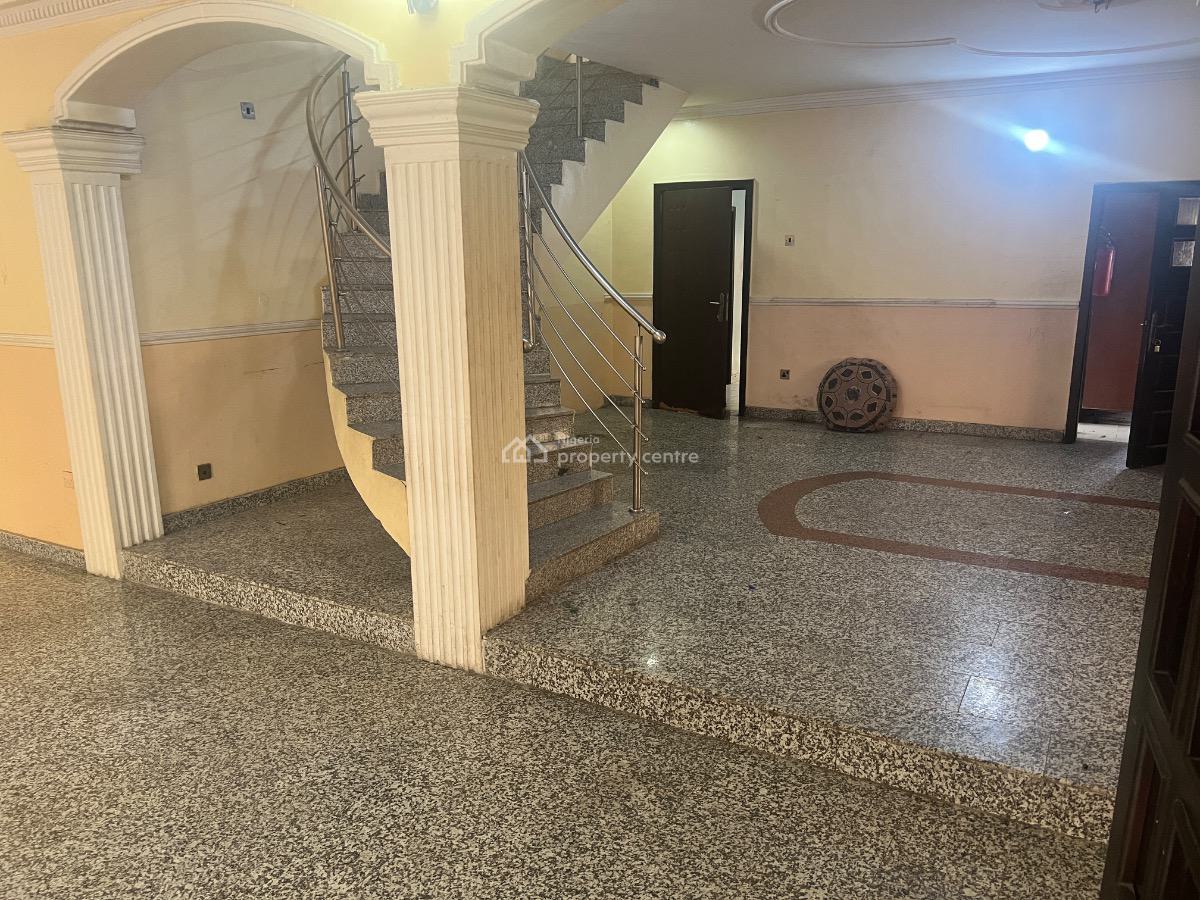 Luxury 5-bedroom Duplex, Off Admiralty Lekki Phase 1, Lekki Phase 1, Lekki, Lagos, Semi-detached Duplex for Rent