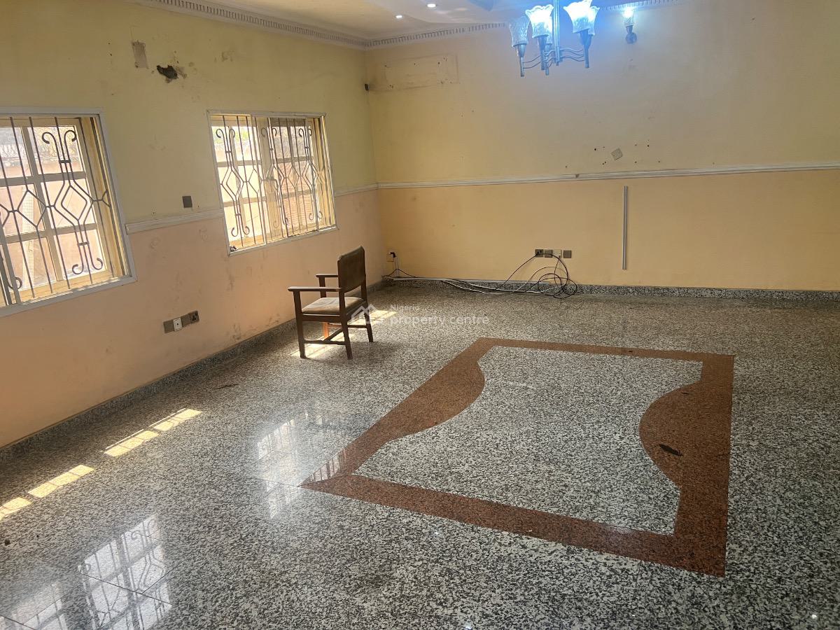 Luxury 5-bedroom Duplex, Off Admiralty Lekki Phase 1, Lekki Phase 1, Lekki, Lagos, Semi-detached Duplex for Rent