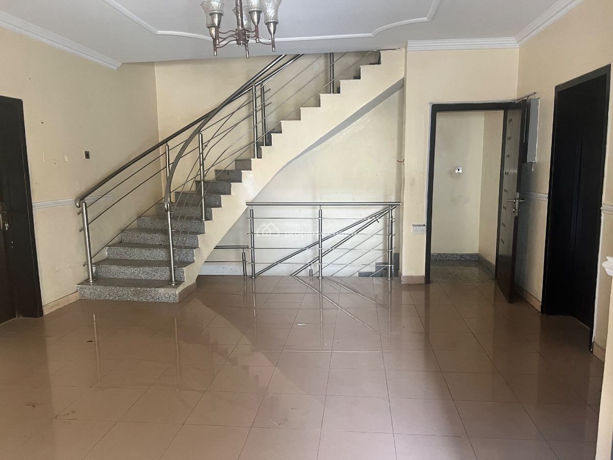Luxury 5-bedroom Duplex, Off Admiralty Lekki Phase 1, Lekki Phase 1, Lekki, Lagos, Semi-detached Duplex for Rent