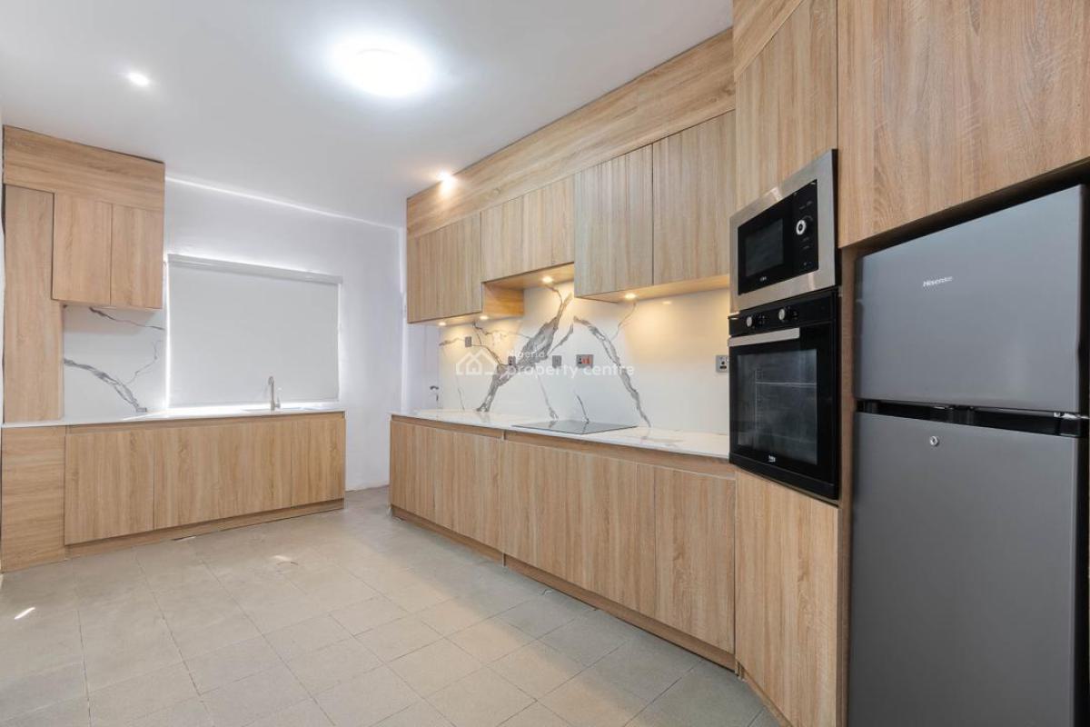 Luxury 4 Bedroom Apartment, Lekki Phase 1, Lekki, Lagos, Flat / Apartment Short Let