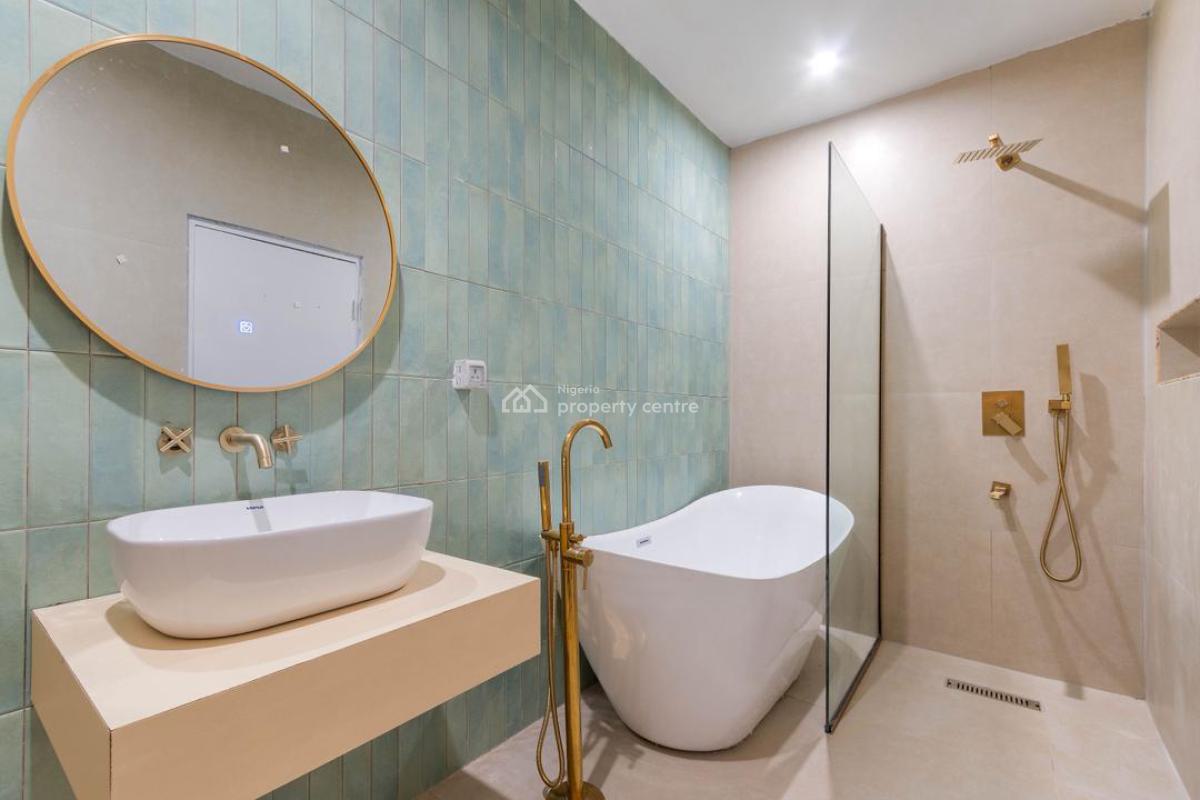 Luxury 4 Bedroom Apartment, Lekki Phase 1, Lekki, Lagos, Flat / Apartment Short Let