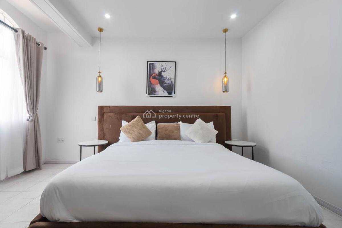 Luxury 4 Bedroom Apartment, Lekki Phase 1, Lekki, Lagos, Flat / Apartment Short Let