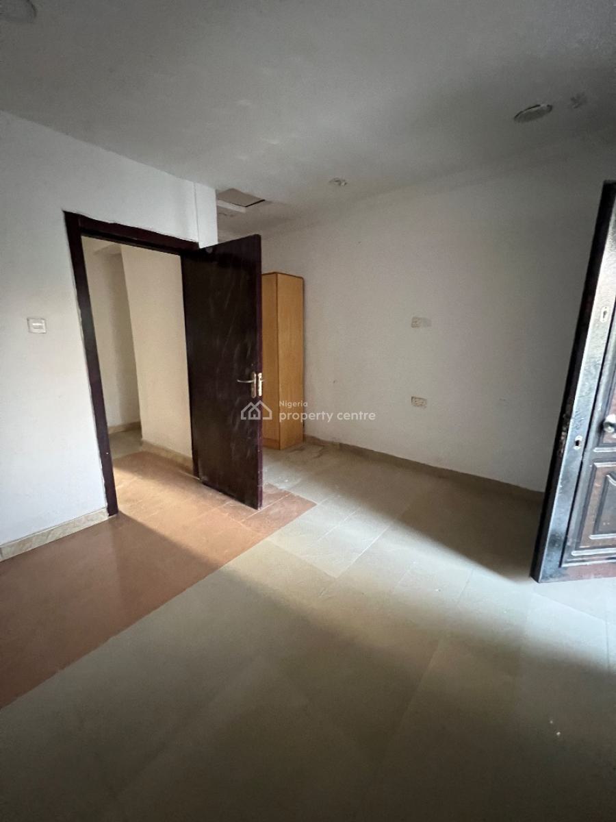 a Mini Flat at Lekki Phase 1, Off Admiralty Way Lekki Phase 1, Lekki Phase 1, Lekki, Lagos, Mini Flat (room and Parlour) for Rent