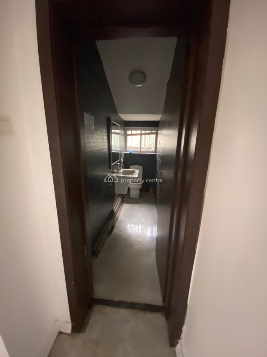 Newly Renovated 5-bedroom Fully Detached House with Bq, Off Oba Akinjobi Way, Ikeja Gra, Ikeja, Lagos, Detached Duplex for Rent