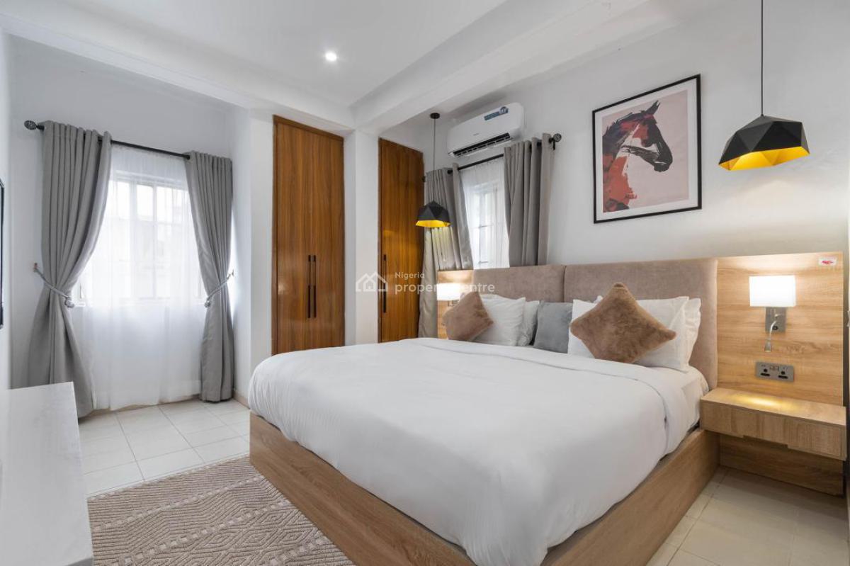Luxury 4 Bedroom Apartment, Lekki Phase 1, Lekki, Lagos, Flat / Apartment Short Let