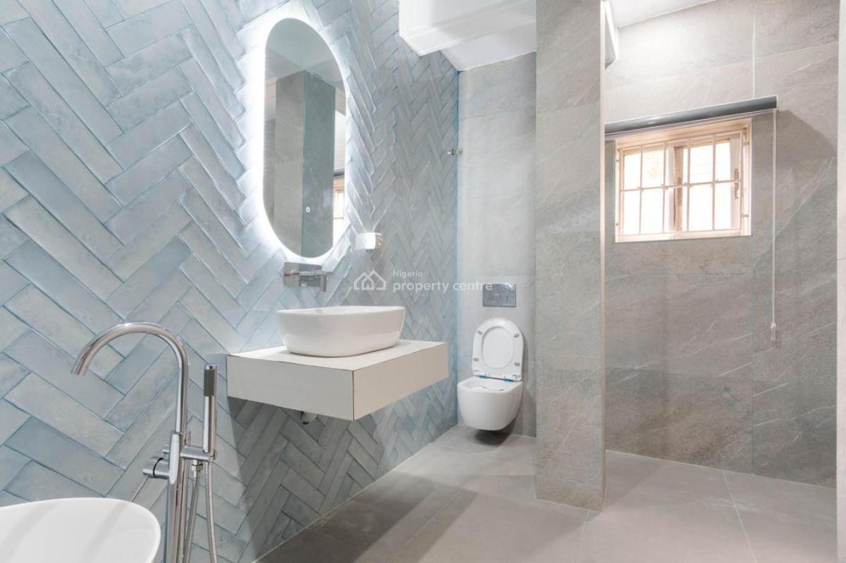 Luxury 4 Bedroom Apartment, Lekki Phase 1, Lekki, Lagos, Flat / Apartment Short Let