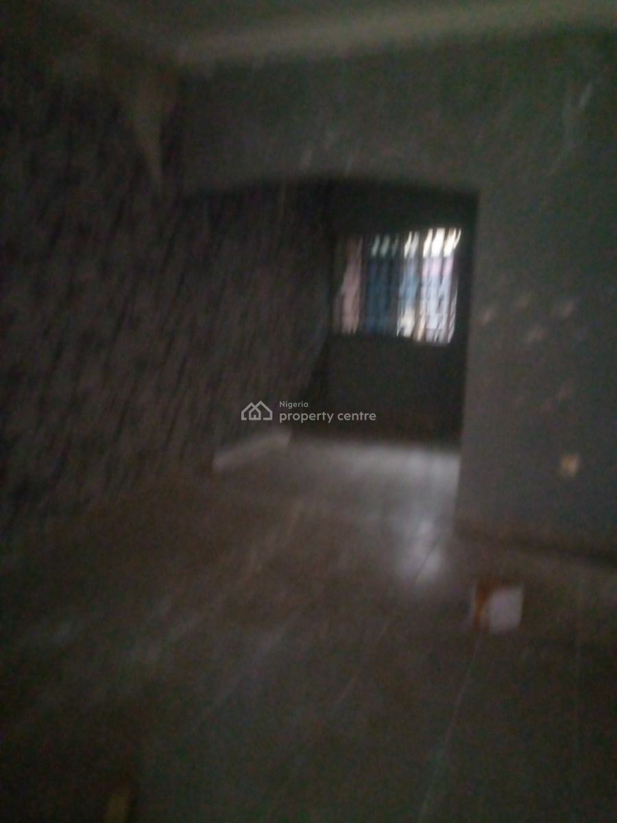 a Standard 2 Bedroom Flat with Modern Facilities, Farm Road, Rumuduru, Rumuduru, Port Harcourt, Rivers, Flat / Apartment for Rent