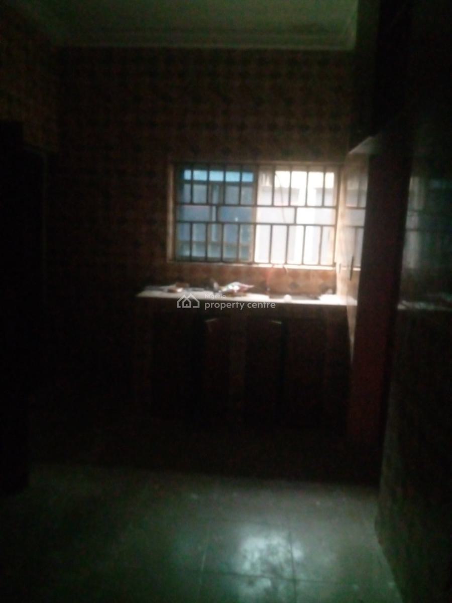 a Standard 2 Bedroom Flat with Modern Facilities, Farm Road, Rumuduru, Rumuduru, Port Harcourt, Rivers, Flat / Apartment for Rent