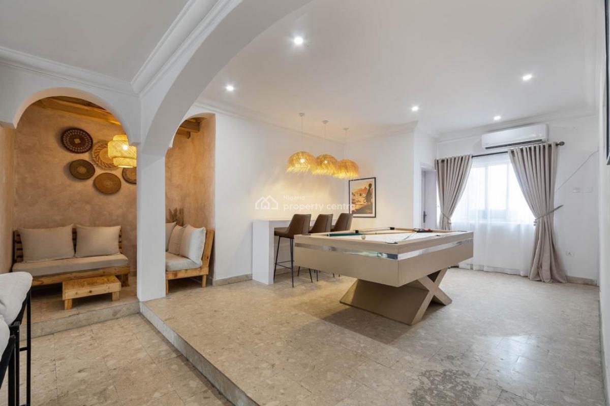 Luxury 4 Bedroom Apartment, Lekki Phase 1, Lekki, Lagos, Flat / Apartment Short Let