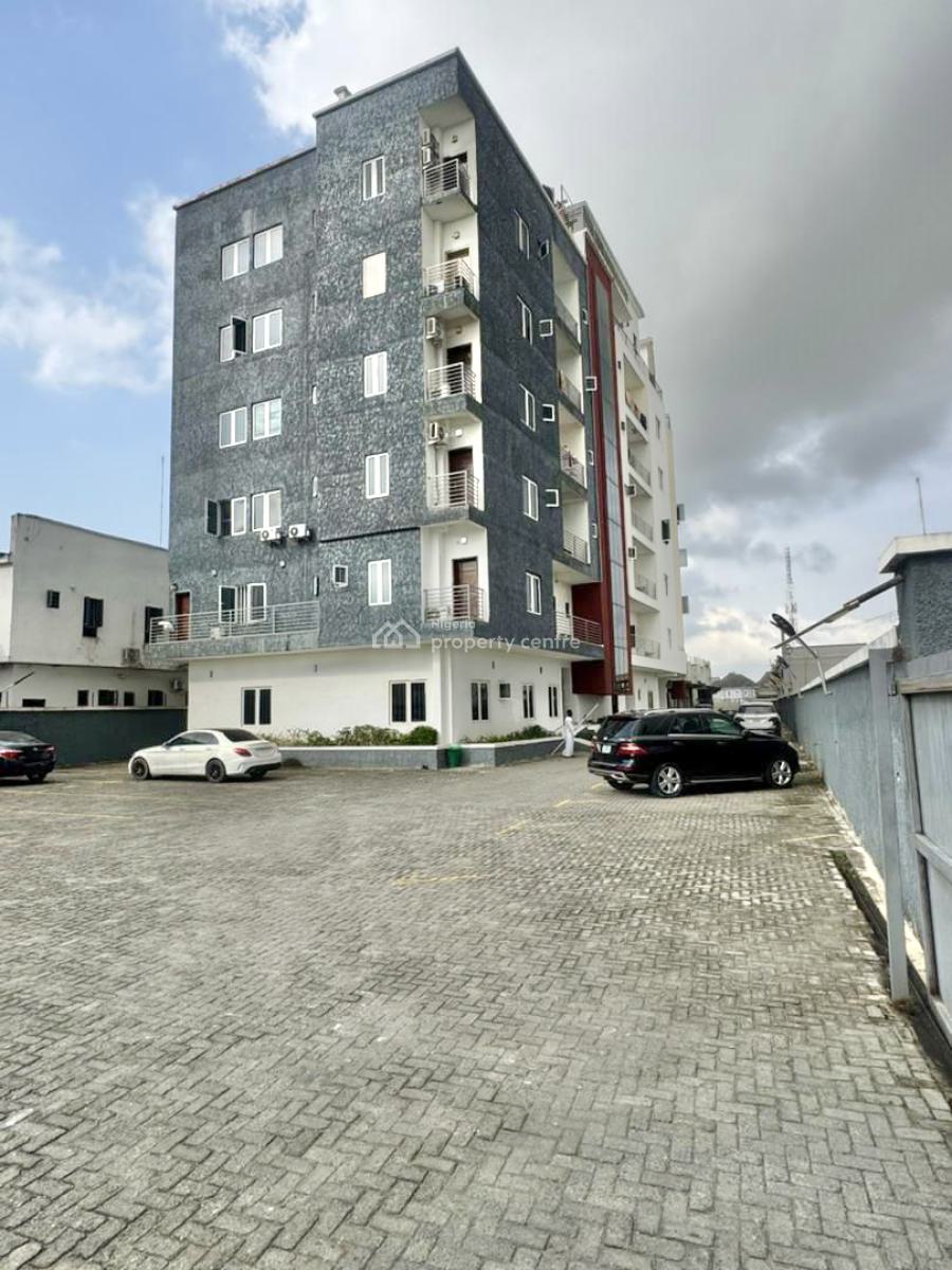 Well Built Serviced 3 Bedroom Apartment with Elevator, Osapa, Lekki, Lagos, Flat / Apartment for Rent