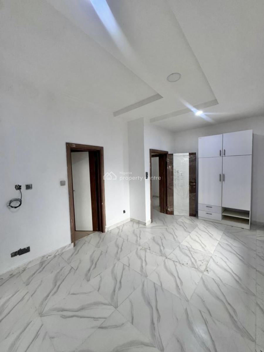 Well Built Serviced 3 Bedroom Apartment with Elevator, Osapa, Lekki, Lagos, Flat / Apartment for Rent