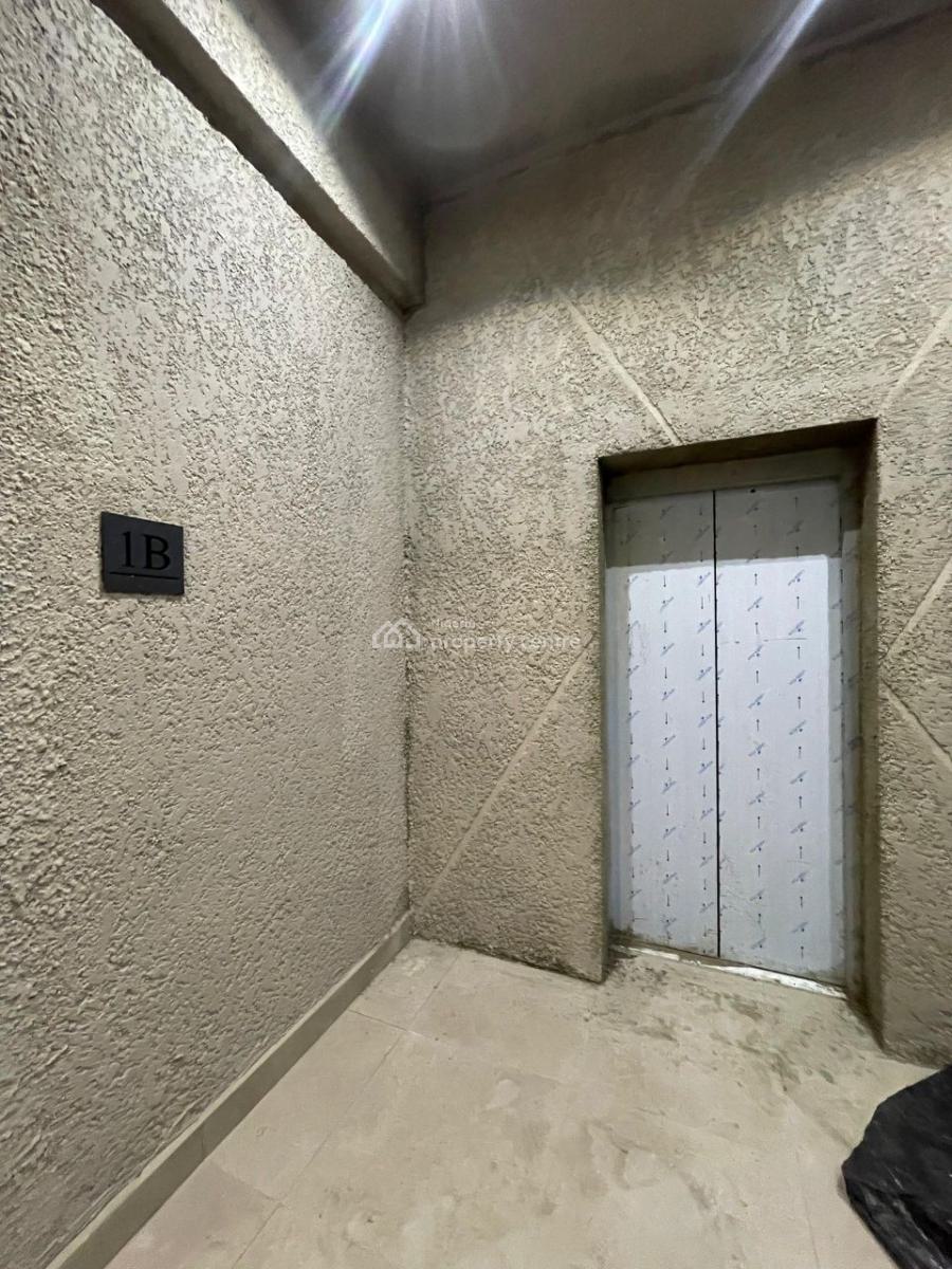 Uniquely  Built 3 Bed Apartment with Elevator, Swimming Pool, Lekki Phase 1, Lekki, Lagos, Block of Flats for Sale