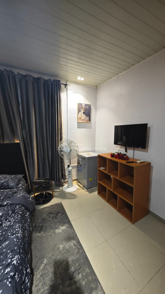 Serviced Studio Flat with 24/7 Power, Off Palace Road, Oniru, Victoria Island (vi), Lagos, Self Contain (single Rooms) for Rent