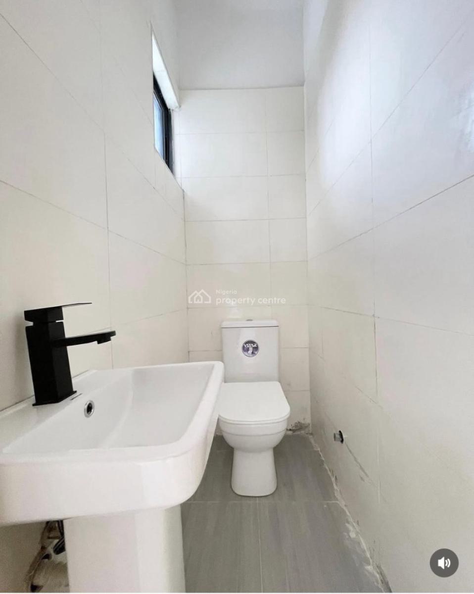 Contemporary 2-bedroom Flat at Periwinkle Estate, Lekki Phase 1, Lekki, Lagos, Flat / Apartment for Rent