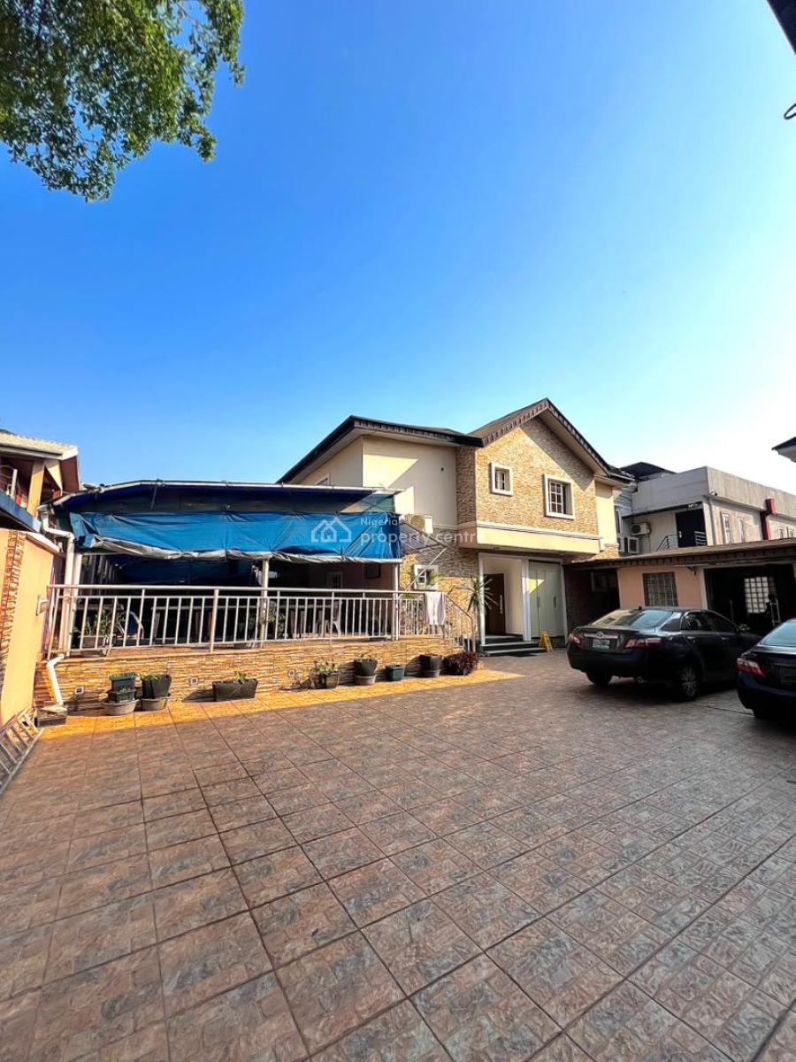 17 Rooms Hotel with Swimming Pool and Lounge., Lekki Phase 1, Lekki, Lagos, House for Rent