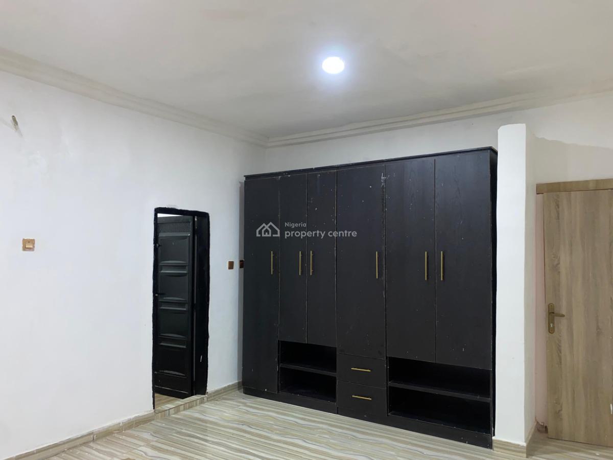 Brand New Very Spacious 3 Bedroom Flat, Guzape, Guzape District, Abuja, Flat / Apartment for Rent
