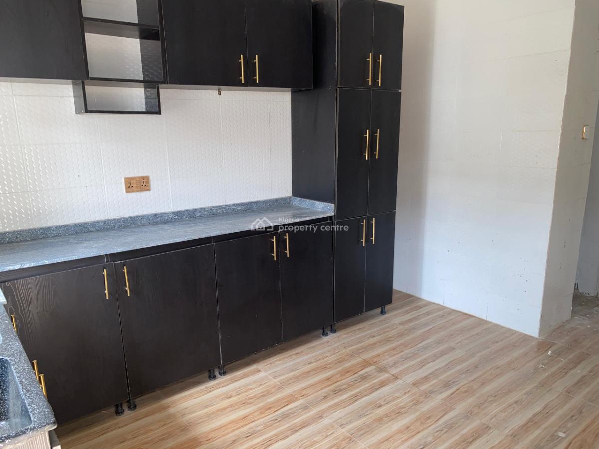 Brand New Very Spacious 3 Bedroom Flat, Guzape, Guzape District, Abuja, Flat / Apartment for Rent