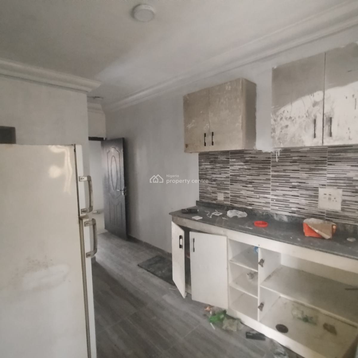 Nice 3 Bedroom Flat, Road 16, Lekki County Homes, Ikota, Lekki, Lagos, Flat / Apartment for Rent