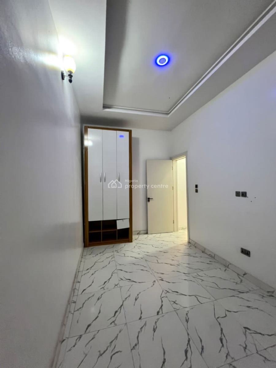 4 Bedrooms Semi Detached Duplex with a Bq, Lekki Phase 2, Lekki, Lagos, Semi-detached Duplex for Sale