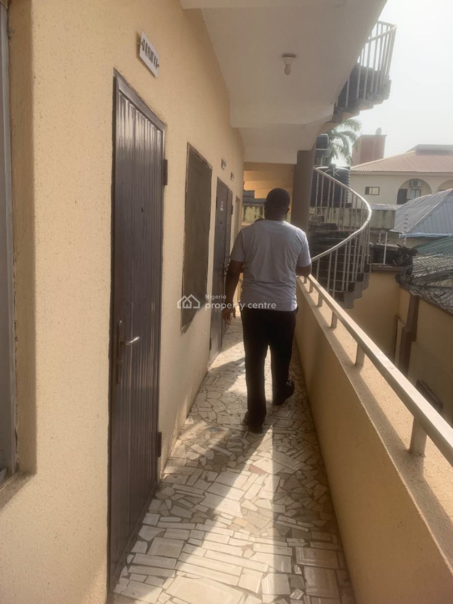 Luxury Spacious 2 Bedroom Apartment with Bq, By Omega Plaza, Wuse 2, Abuja, Flat / Apartment for Rent