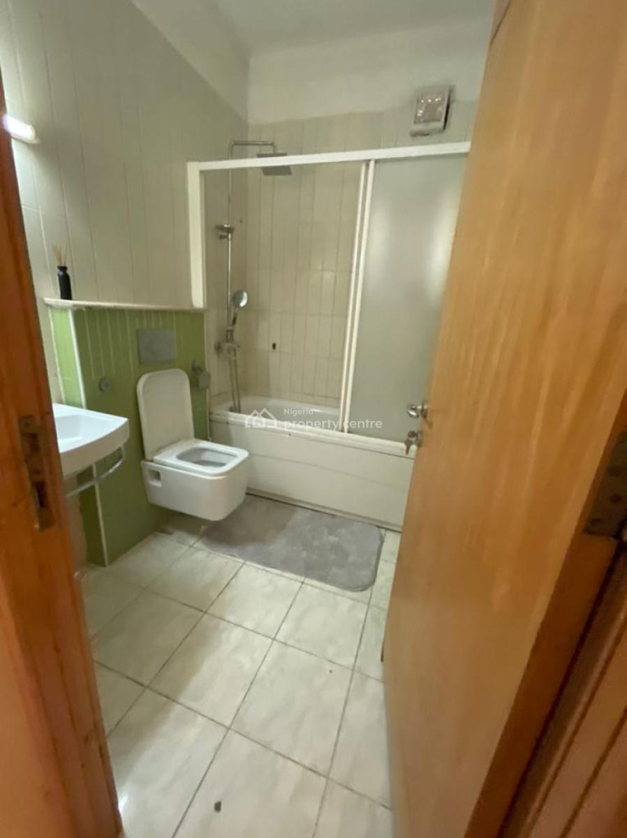 Guest House / Hotel in Oniru Vi  Six Units of 2bedroom Five Units of O, Oniru, Victoria Island (vi), Lagos, Hotel / Guest House for Sale