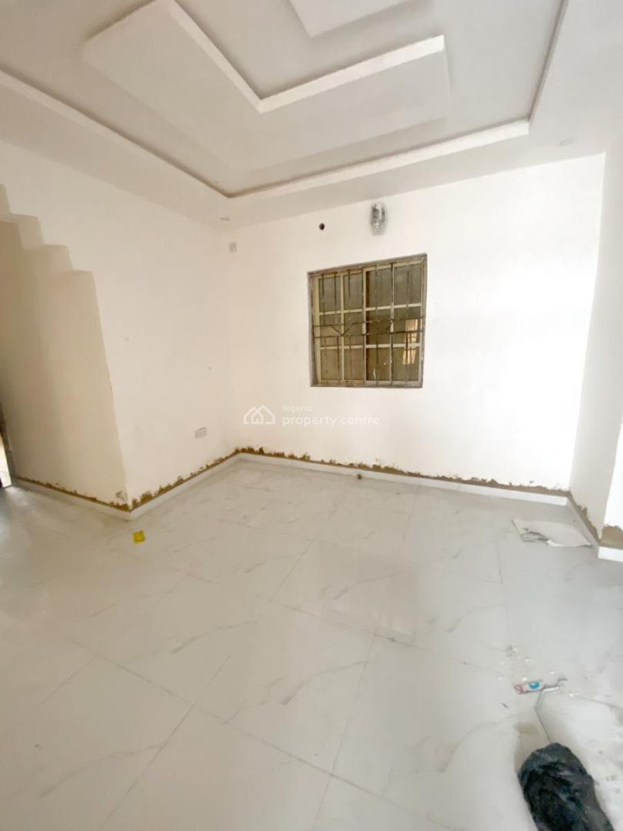 Luxury 2 Bedroom Apartment, Gra Phase 1, Magodo, Lagos, Flat / Apartment for Rent