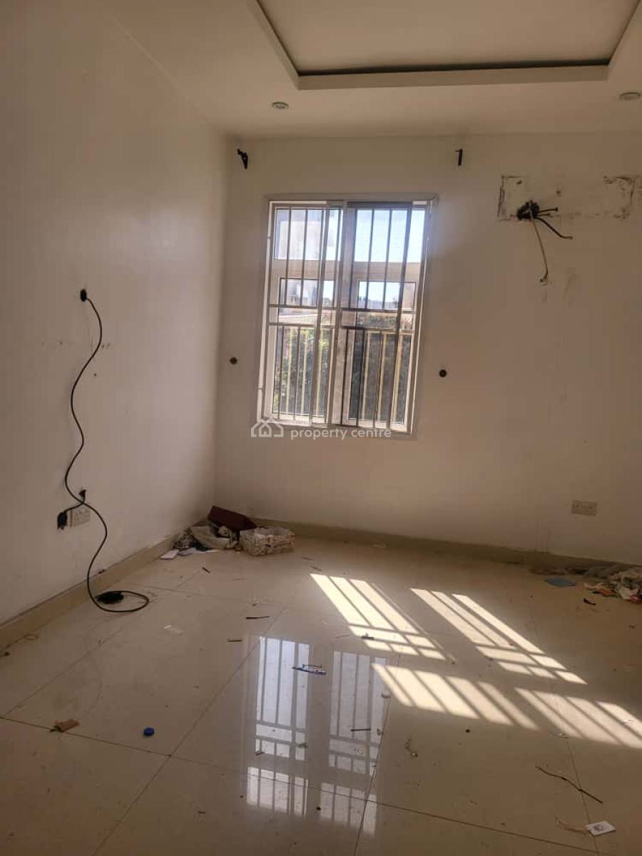 2 Bedroom Maisonette Duplex with Swimming Pool & Gym, Lekki Phase 1, Lekki, Lagos, Flat / Apartment for Rent