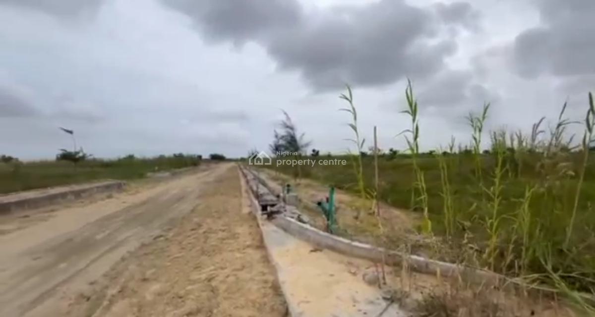 Size* : 8000sqm Or15000sqm, End of Chevron Drive/beside Northern Foreshore Estate, Lagos  *title*, Lekki, Lagos, Mixed-use Land Joint Venture