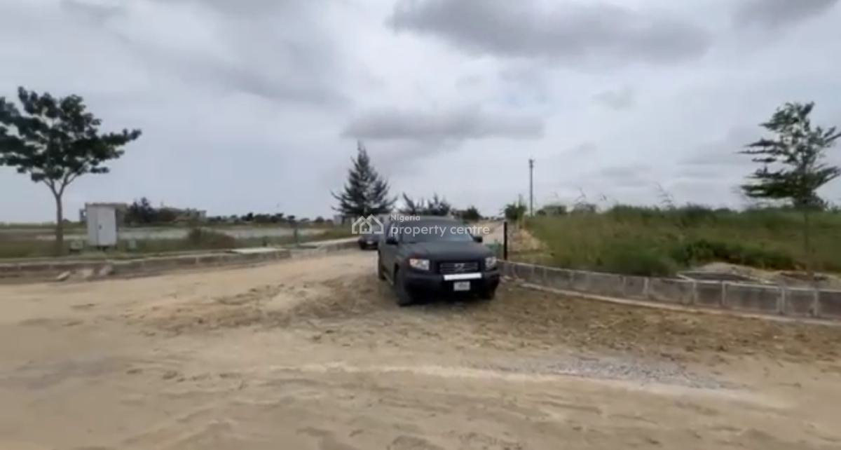 Size* : 8000sqm Or15000sqm, End of Chevron Drive/beside Northern Foreshore Estate, Lagos  *title*, Lekki, Lagos, Mixed-use Land Joint Venture