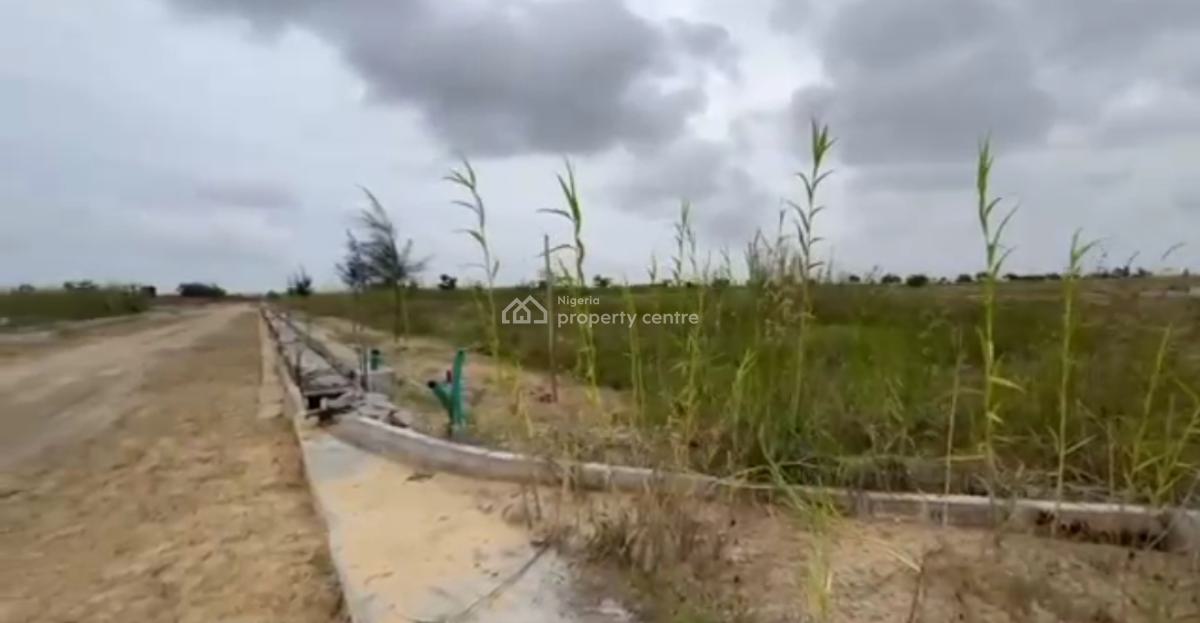 Size* : 8000sqm Or15000sqm, End of Chevron Drive/beside Northern Foreshore Estate, Lagos  *title*, Lekki, Lagos, Mixed-use Land Joint Venture