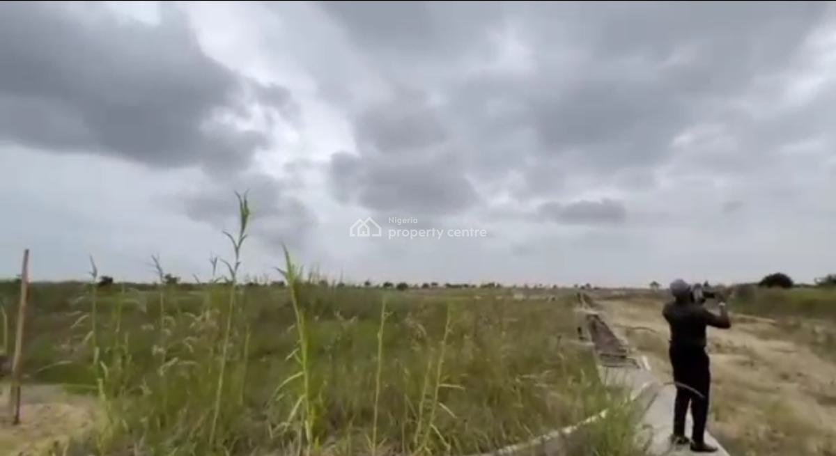 Size* : 8000sqm Or15000sqm, End of Chevron Drive/beside Northern Foreshore Estate, Lagos  *title*, Lekki, Lagos, Mixed-use Land Joint Venture