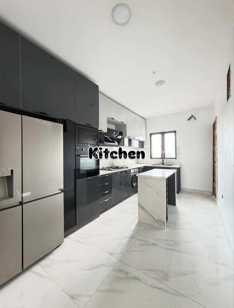 2-bedroom Apartment with Bq, Lekki Phase 1, Lekki, Lagos, Flat / Apartment for Sale