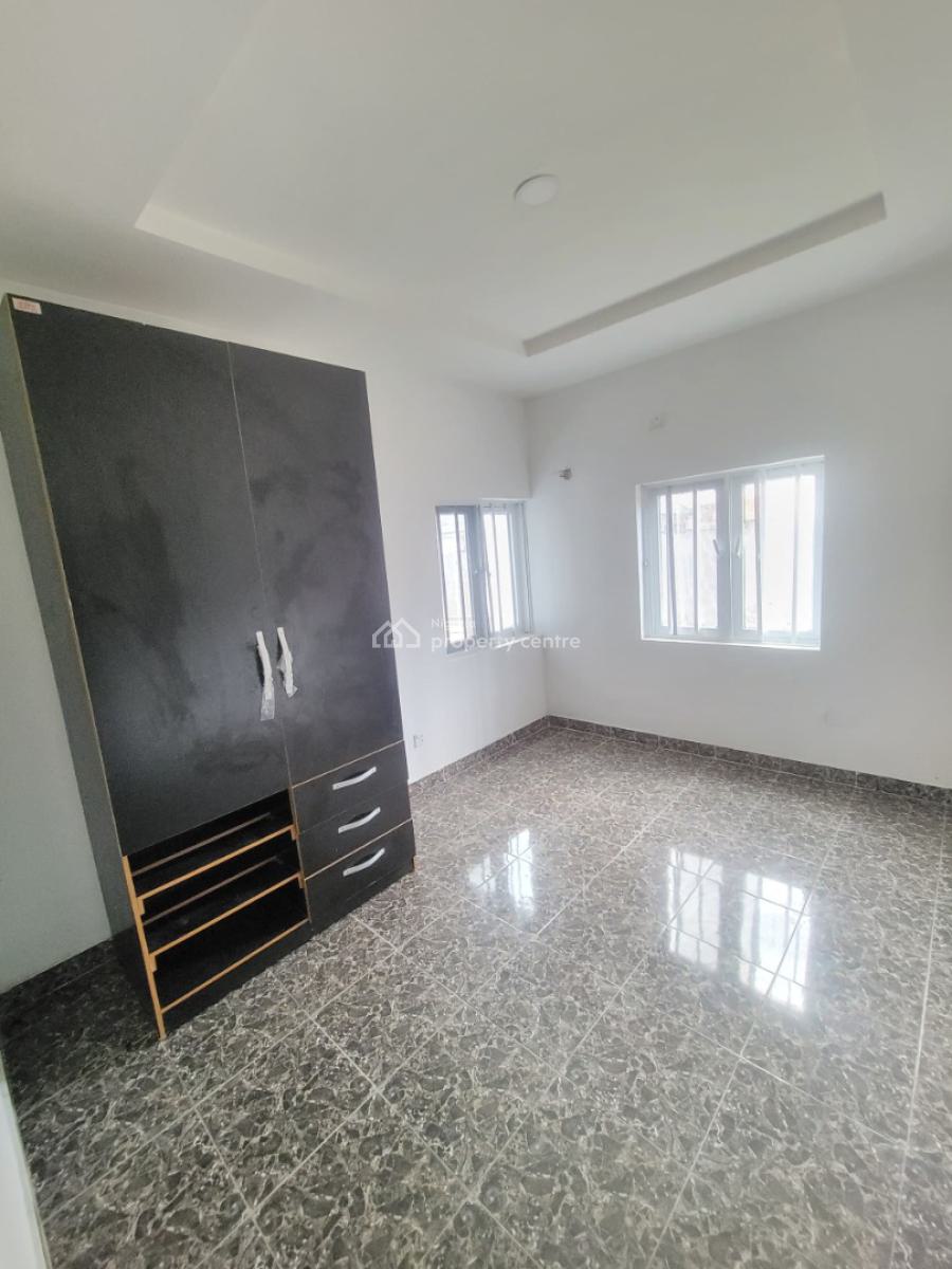 Standard and Spacious 3 Bedroom Apartment, Royal Palmwill Estate, Badore, Ajah, Lagos, Flat / Apartment for Rent