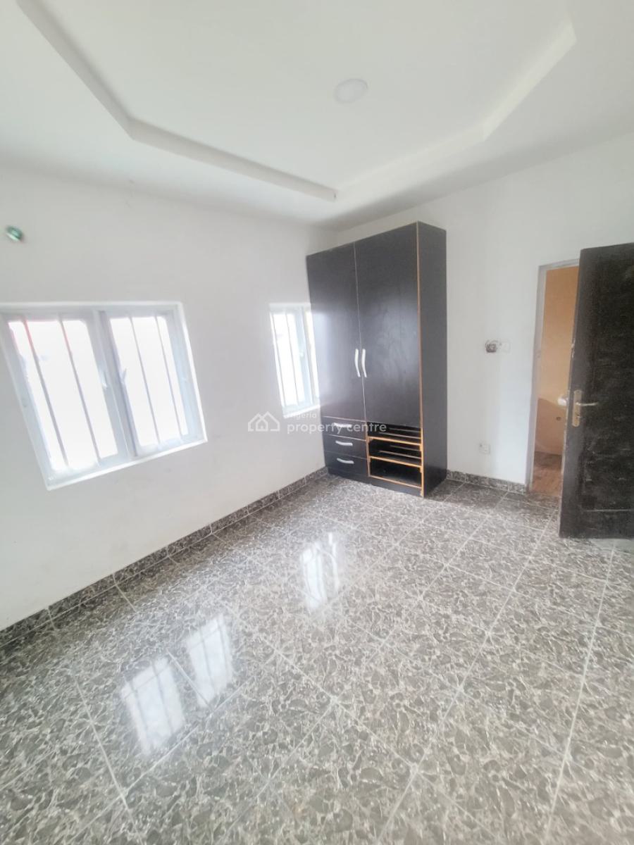 Standard and Spacious 3 Bedroom Apartment, Royal Palmwill Estate, Badore, Ajah, Lagos, Flat / Apartment for Rent