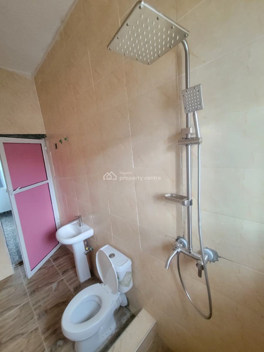Standard and Spacious 3 Bedroom Apartment, Royal Palmwill Estate, Badore, Ajah, Lagos, Flat / Apartment for Rent