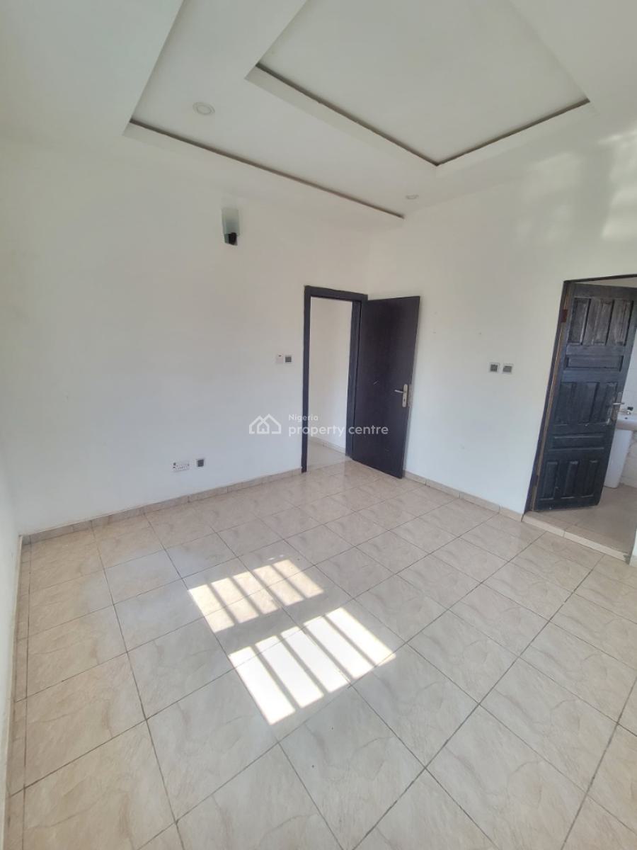 Clean and Spacious 2 Bedroom Apartment, Mega Estate, Badore, Ajah, Lagos, Flat / Apartment for Rent