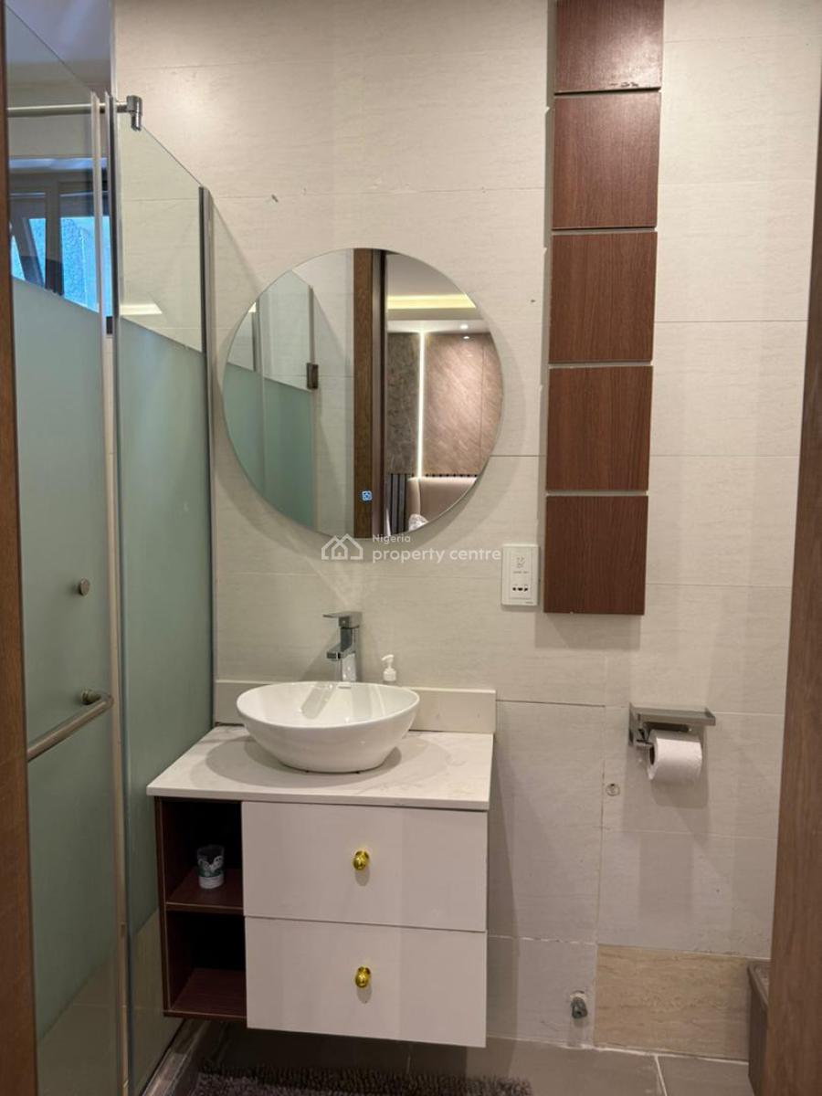 Spacious Luxury 2 Bedroom Apartment Periwinkle Axis, Periwinkle Estate, Lekki Phase 1, Lekki, Lagos, Flat / Apartment Short Let