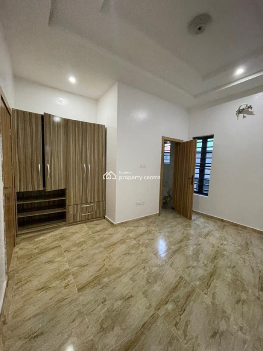 Fully Serviced Spacious 2 Bedroom, Lekki, Lagos, Flat / Apartment for Rent