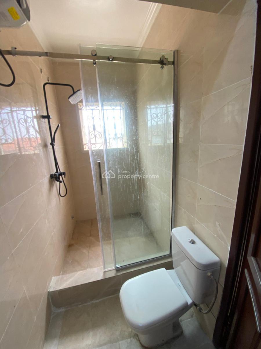 Lovely 3 Bedroom Apartment, Lekki Phase 1, Lekki, Lagos, Flat / Apartment for Rent