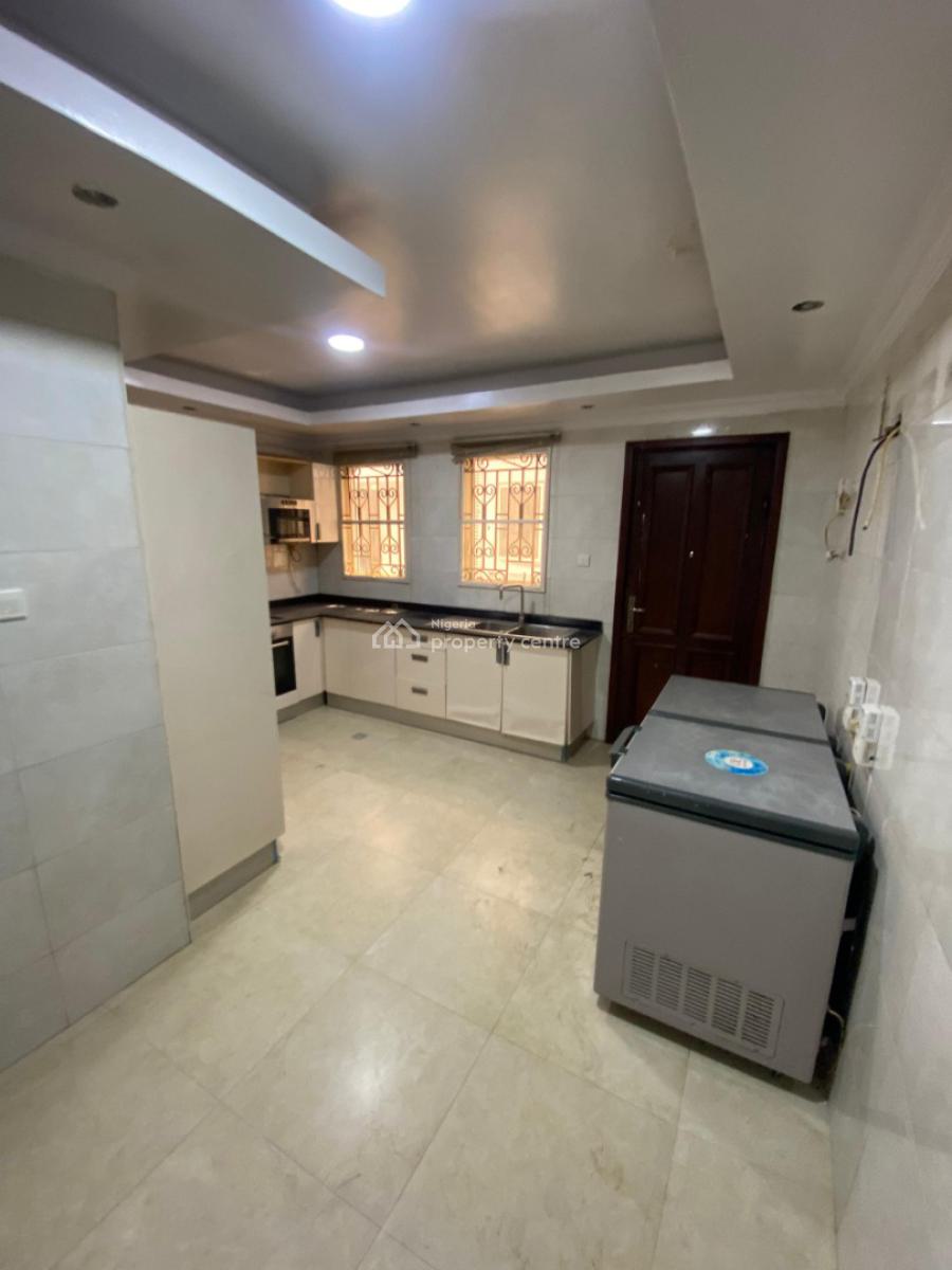 Lovely One Bedroom Apartment, Lekki Phase 1, Lekki, Lagos, Mini Flat (room and Parlour) for Rent