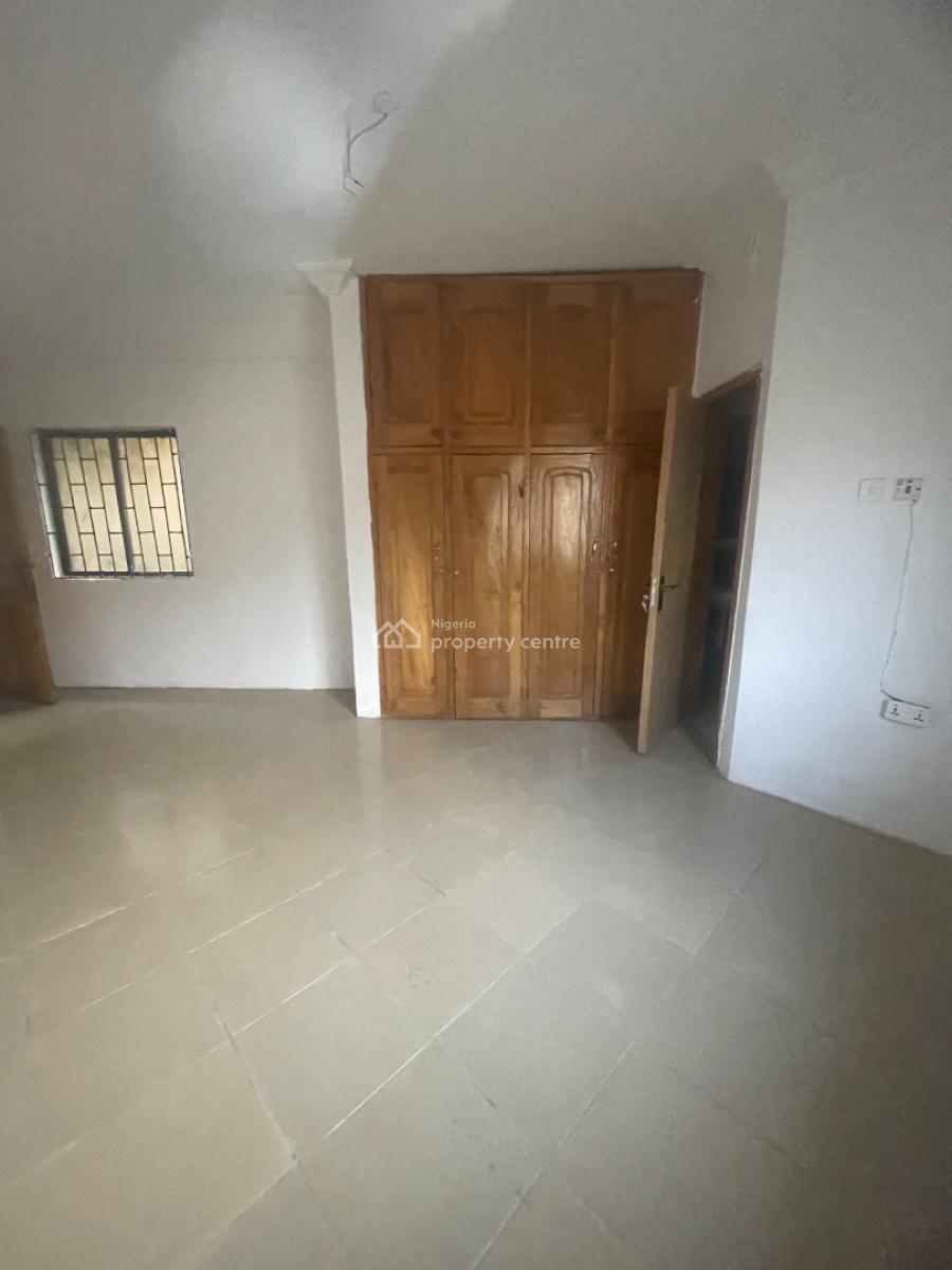 Spacious 3 Bed in an Accessible Location 22/24hrs Light, Thomas Estate, Ajah, Lagos, House for Rent