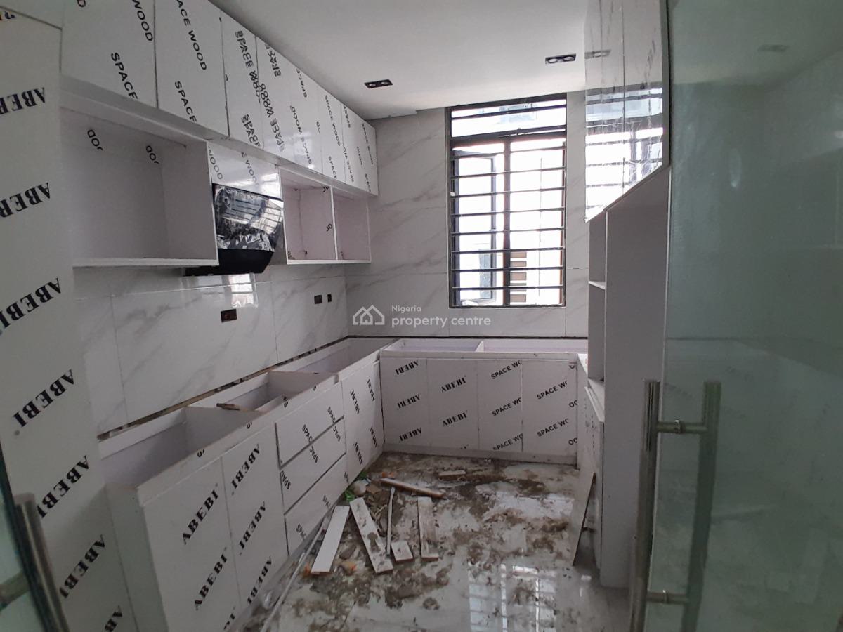 Spacious 1 Bedroom Flat, Ologolo, Lekki, Lagos, Flat / Apartment for Sale