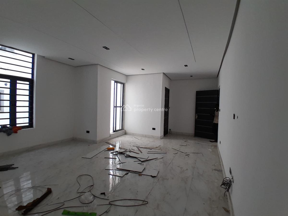 Spacious 1 Bedroom Flat, Ologolo, Lekki, Lagos, Flat / Apartment for Sale