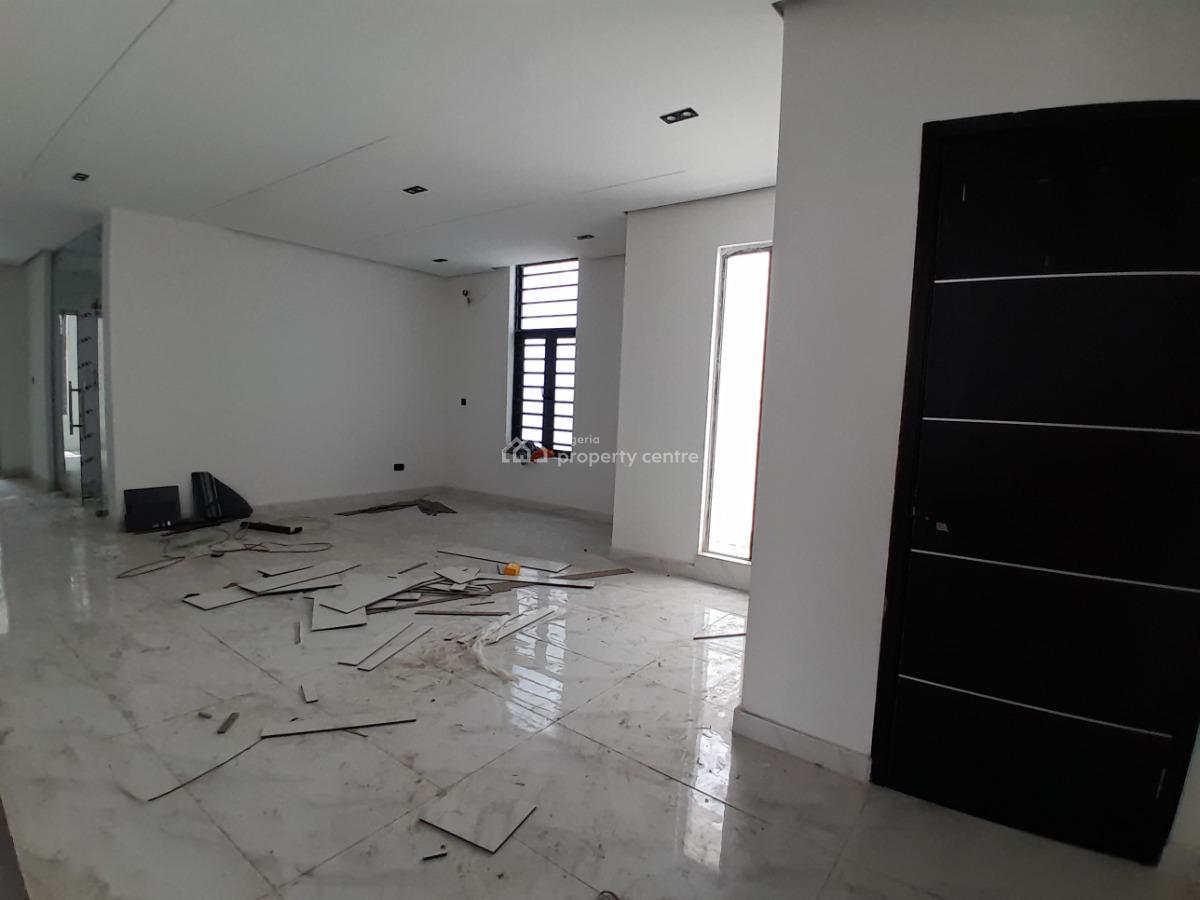 Spacious 1 Bedroom Flat, Ologolo, Lekki, Lagos, Flat / Apartment for Sale