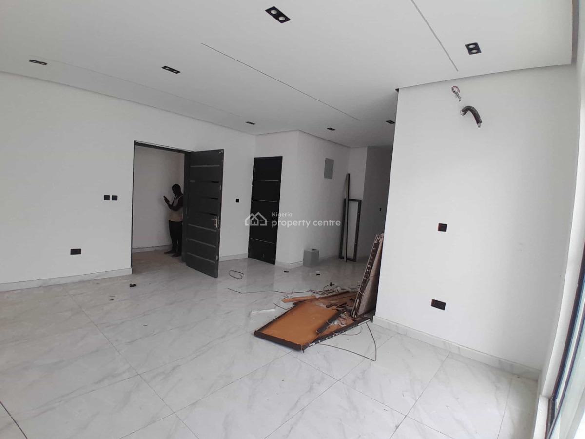 Luxury 2 Bedroom Flat, Ologolo, Lekki, Lagos, Flat / Apartment for Sale