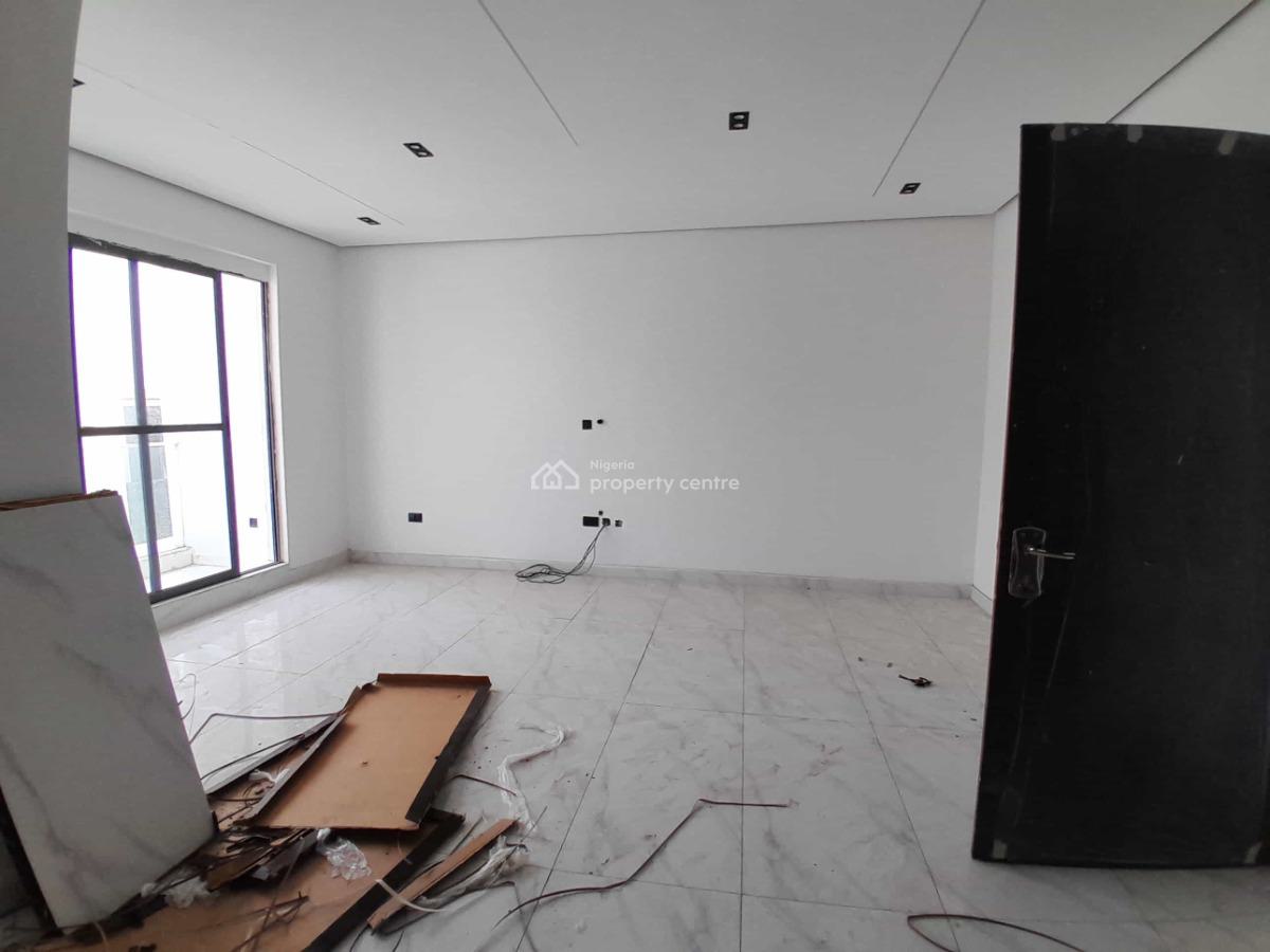 Luxury 2 Bedroom Flat, Ologolo, Lekki, Lagos, Flat / Apartment for Sale