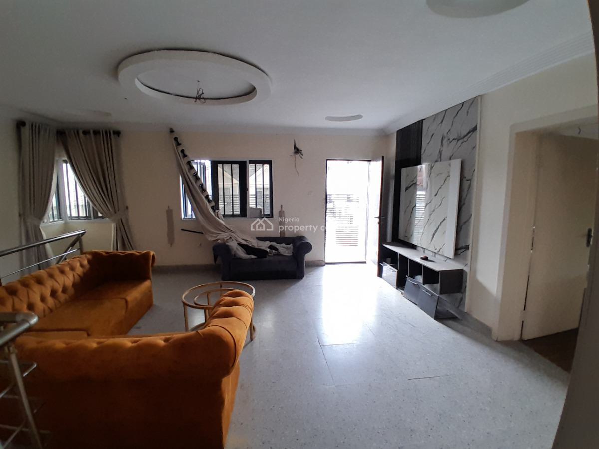 4 Bedroom Terrace Duplex with Bq, Ologolo, Lekki, Lagos, Terraced Duplex for Sale