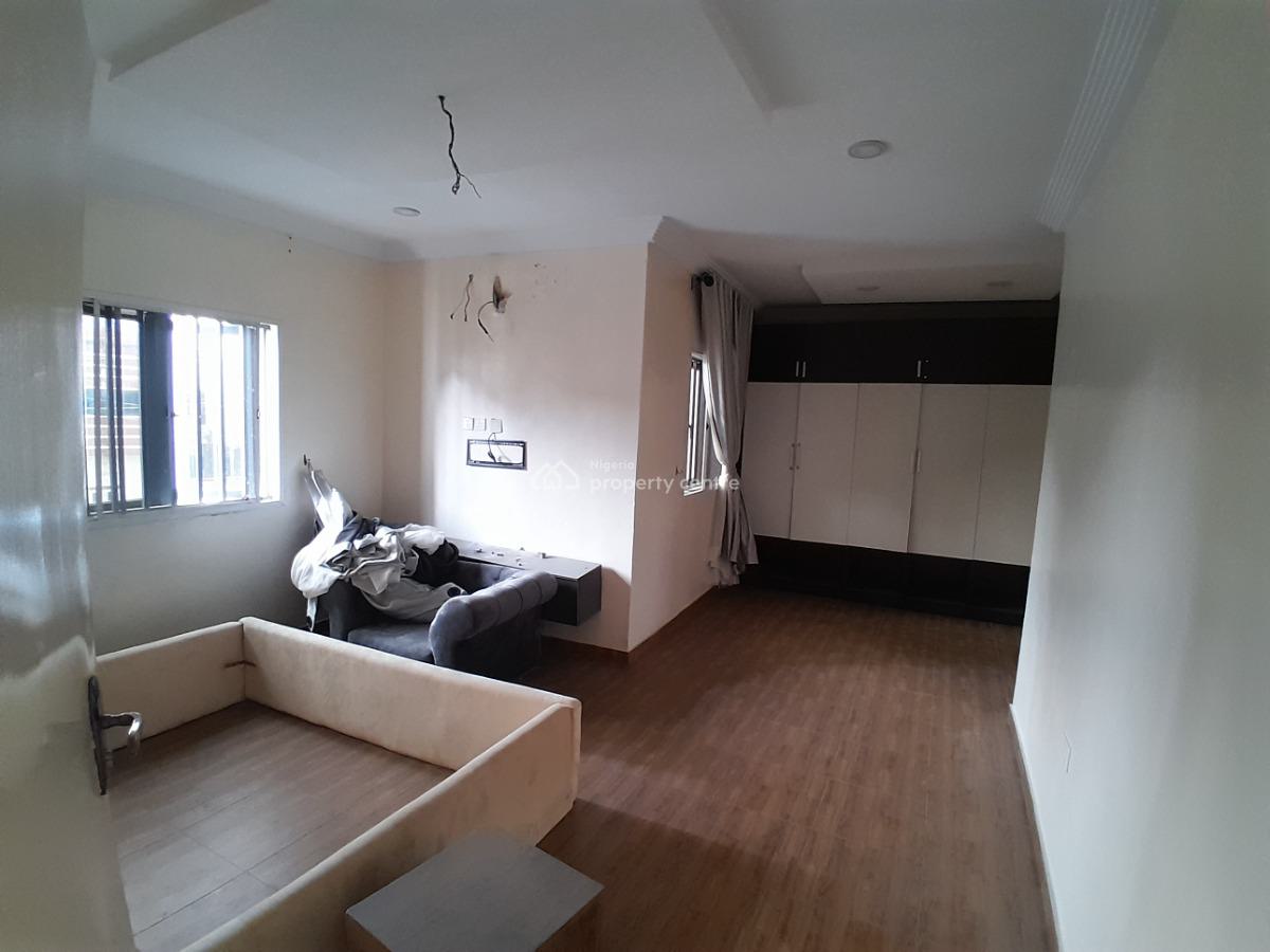 4 Bedroom Terrace Duplex with Bq, Ologolo, Lekki, Lagos, Terraced Duplex for Sale