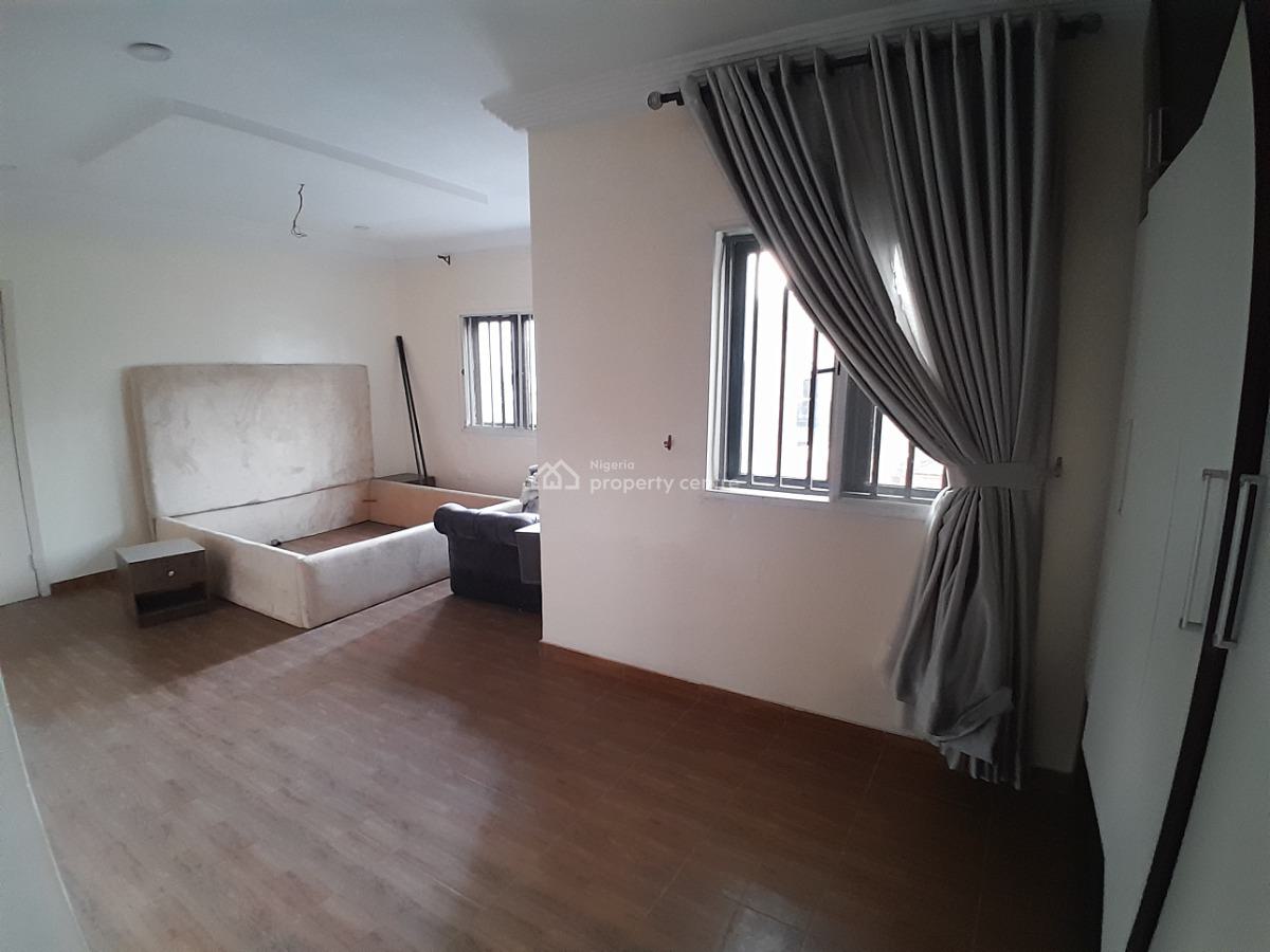 4 Bedroom Terrace Duplex with Bq, Ologolo, Lekki, Lagos, Terraced Duplex for Sale